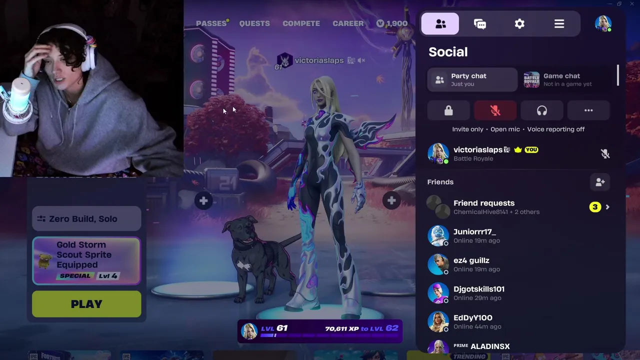 victoriaslaps live