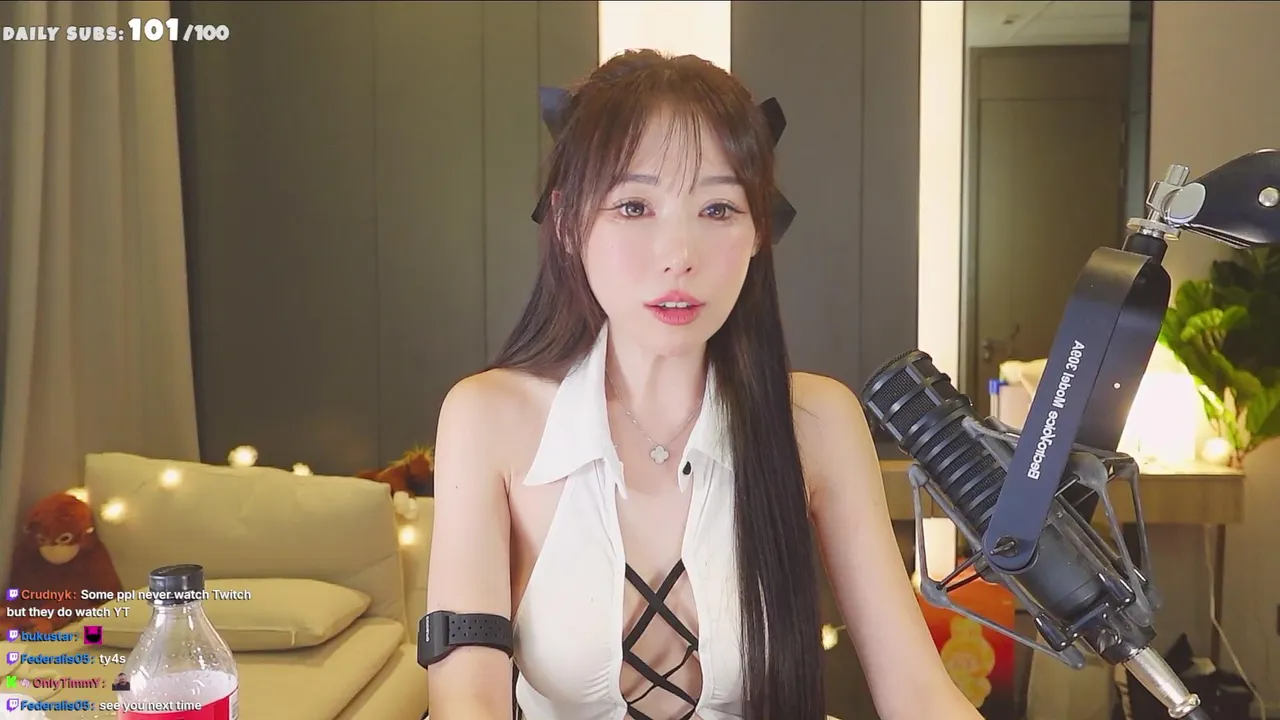 [ENG/KR/JP] ❤️BEST FEET AND HANDS ON TWITCH❤️ !surfshark !pc !socials !merch [TTS $1 / 100bits]