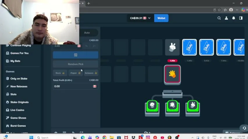 frontbum playing Slots & Casino - Live Casino Stream