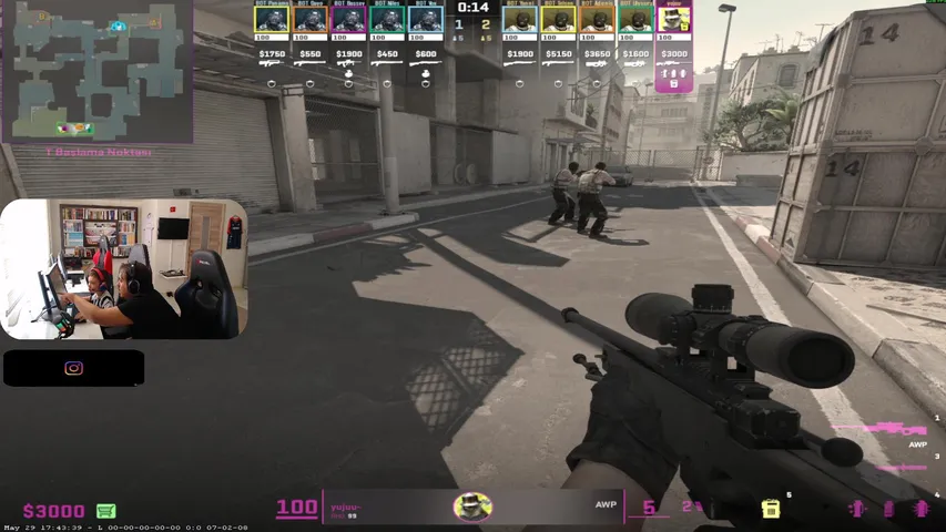 YUJUU AIMBOTZ'DA ✨👨‍🚀