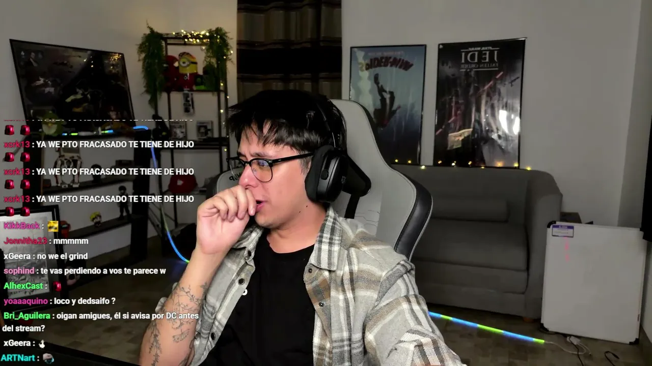 Charlitoss — HOY NO HUBO DEDSAFIO PORQUE TOCO SER ADULTO PERO LA CHAMBA DE MADRUGADA NO SE DETIENE😁🥸| Redes: @charlitoss