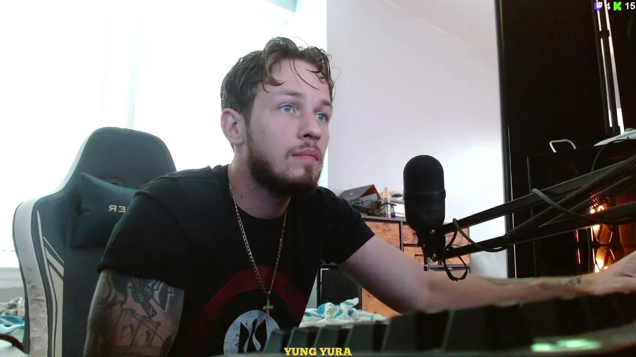 Yung_Yura live