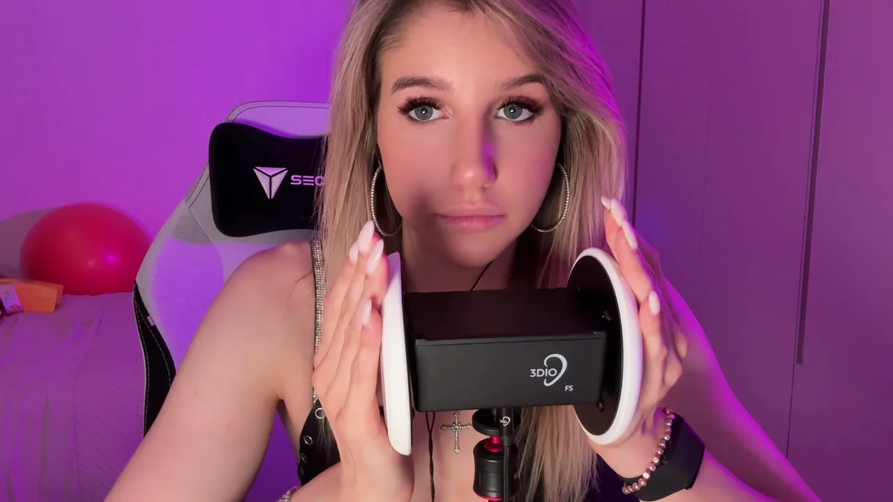 alinaaxblonde