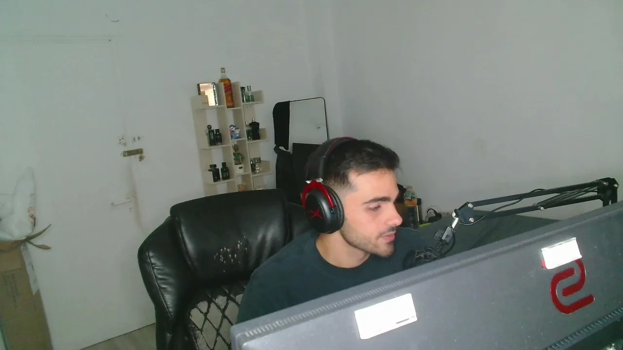 Shlomi live