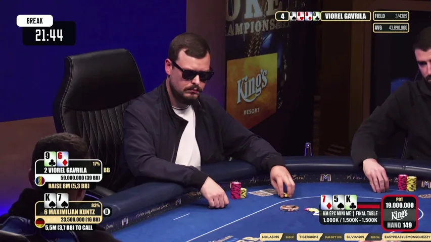 kingsresortde playing Poker - Live Casino Stream