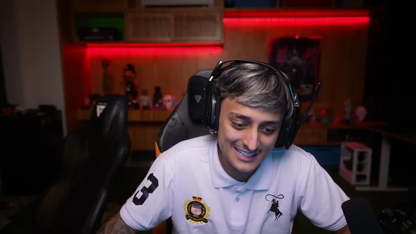 dona playing Fortnite - Live Casino Stream