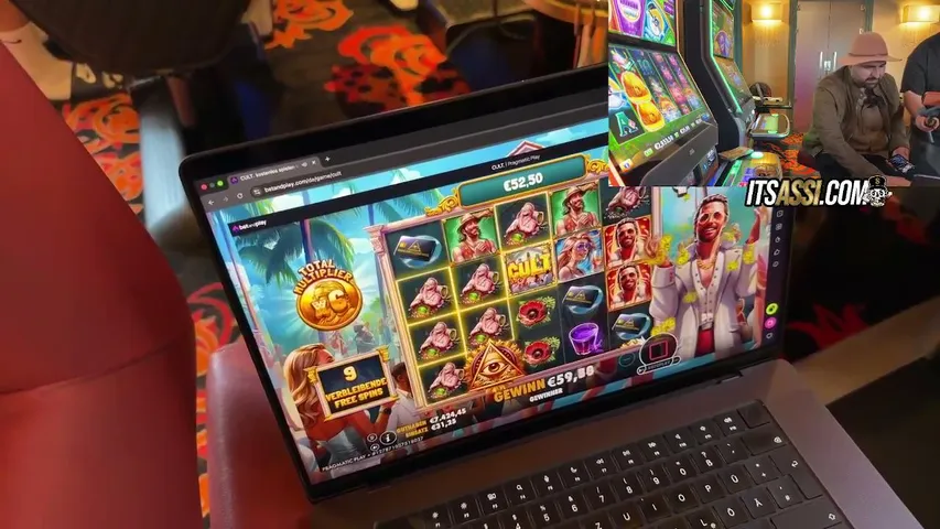 hugooak playing Slots & Casino - Live Casino Stream