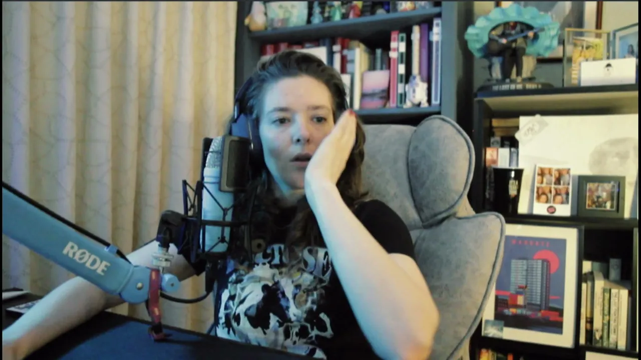 Ciara_93 live