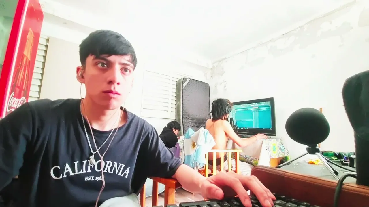elhomii23 live