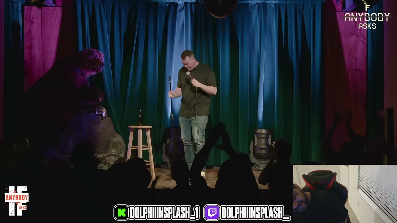 dolphiiinsplash_1 live