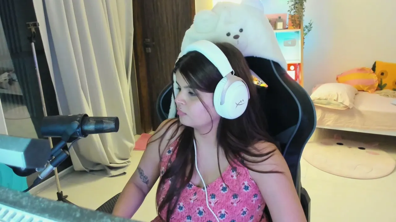 KrutikaPlays live