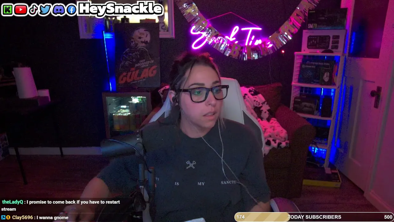 HeySnackle live