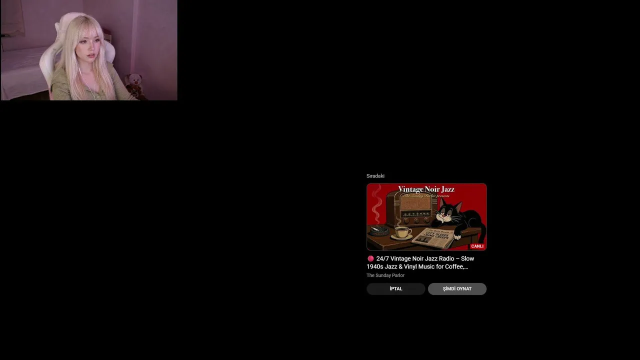 ItsAngelV live