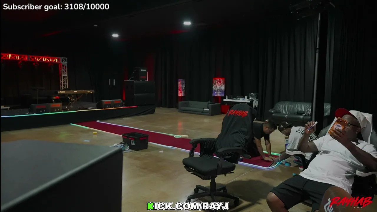 theeglenbigbabydavis live