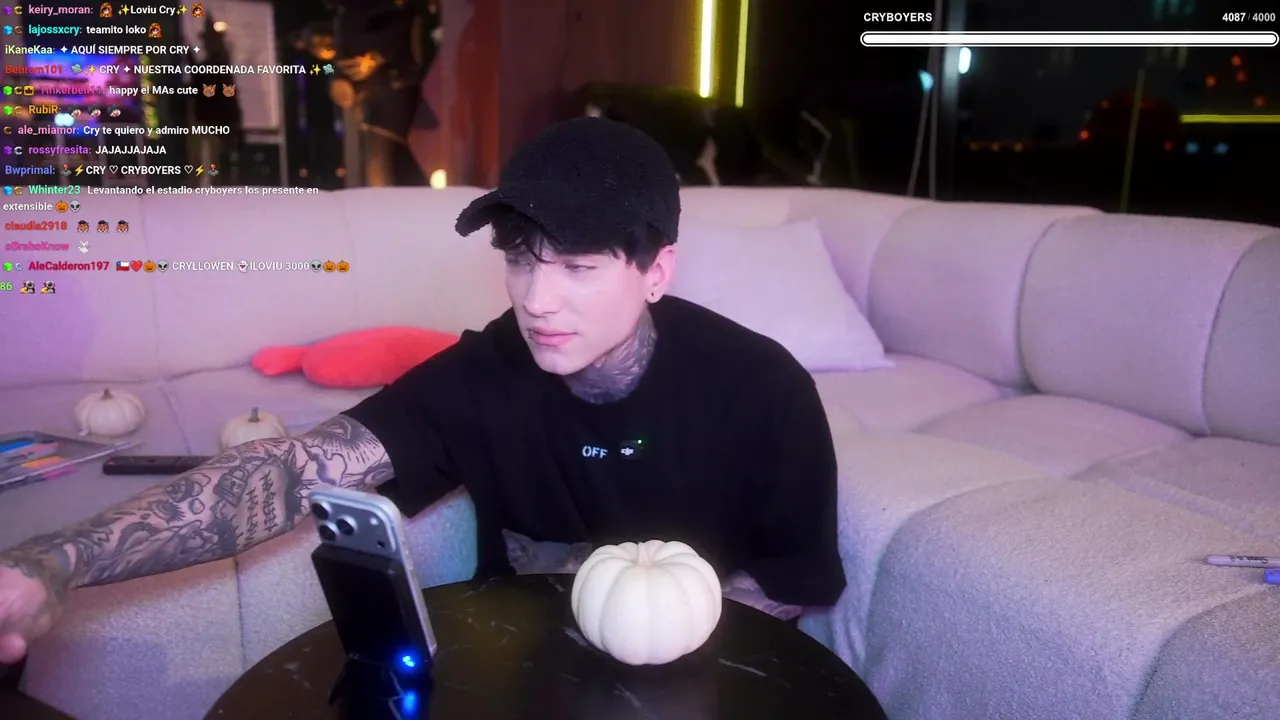 Cry — CRYLLOWEEN dia 1