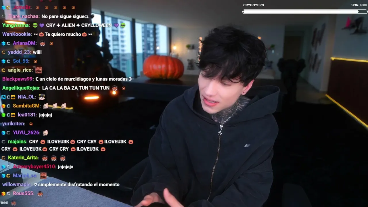 Cry — CRYLLOWEEN DIA 1
