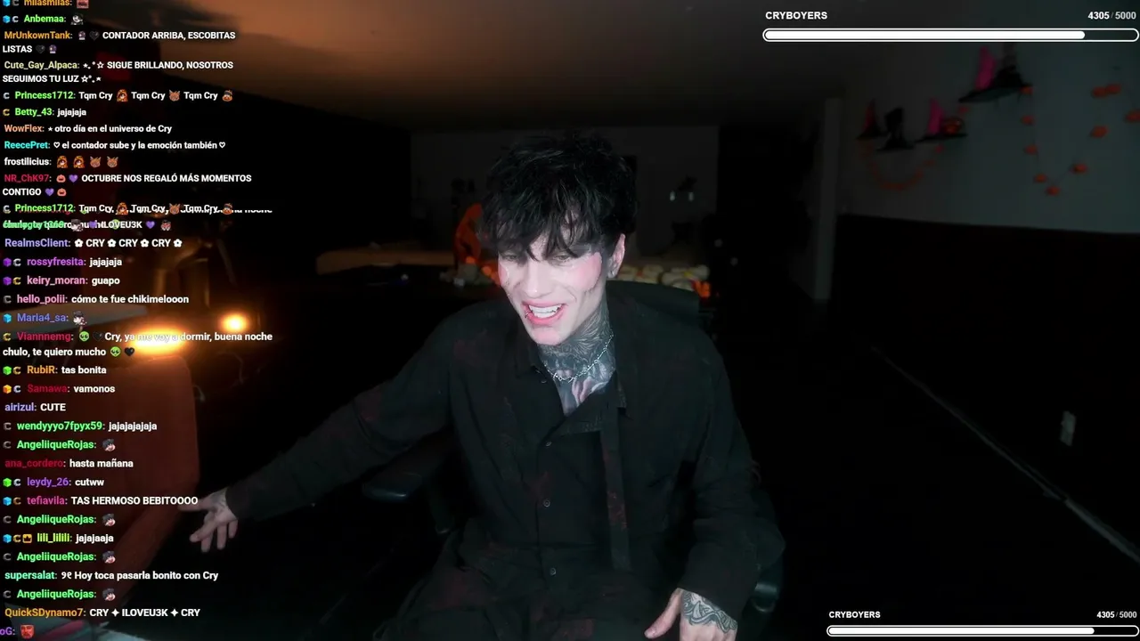Cry — CRYLLOWEEN DIA 3 HOY HAY FIESTA BBY