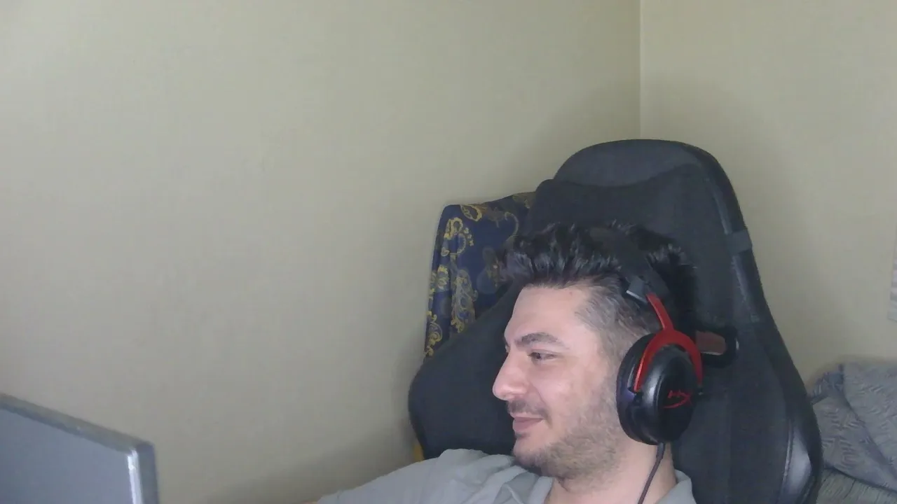 ZHEECKK live stream