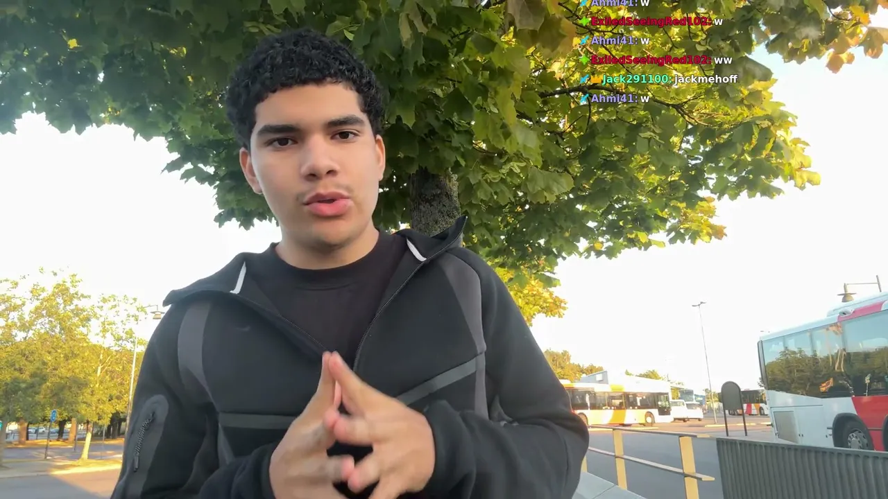 m3nchoo live