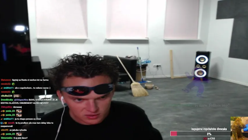 chlapecnino playing Just Chatting - Live Casino Stream
