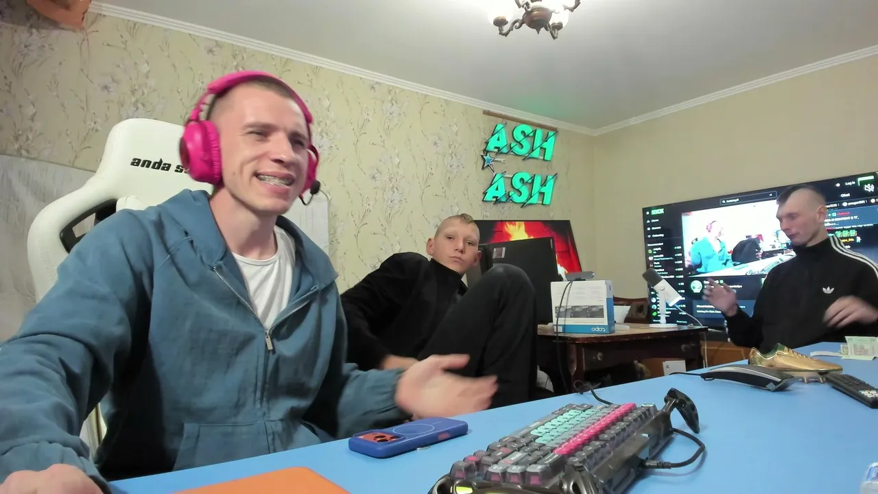 Я і Гамос + Повернення бобра thumbnail