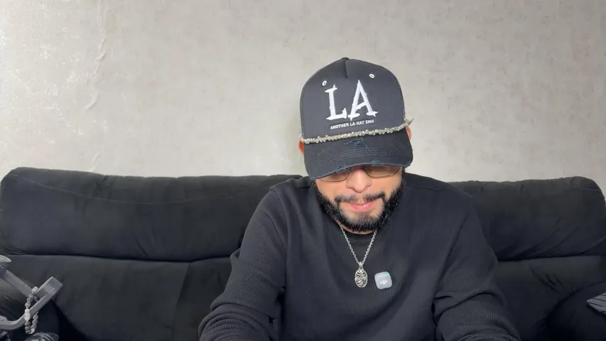 ricardoacts playing Just Chatting - Live Casino Stream
