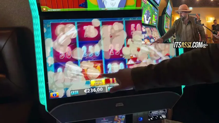 troydusk playing Slots & Casino - Live Casino Stream