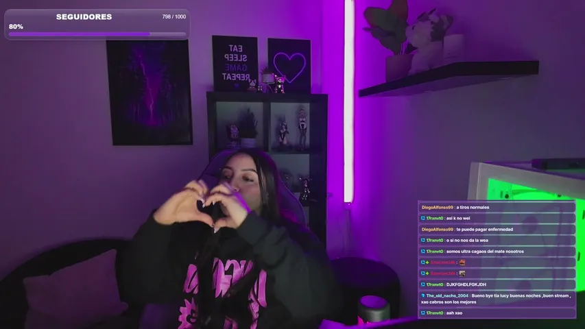 luucycll playing Slots & Casino - Live Casino Stream