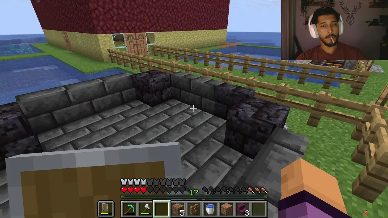 Helmox1 live