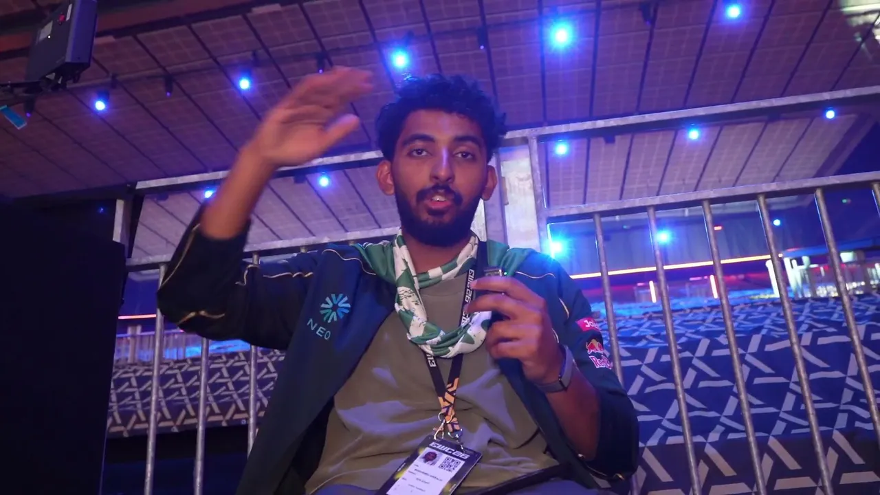M8 روكيت ليق فالكونز ضد | IRL