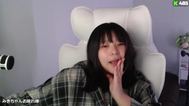 04miki05 Stream - Watch Live on Kick