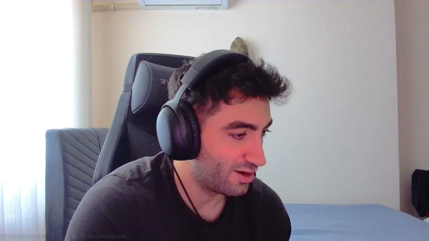 yalgan playing Just Chatting - Live Casino Stream