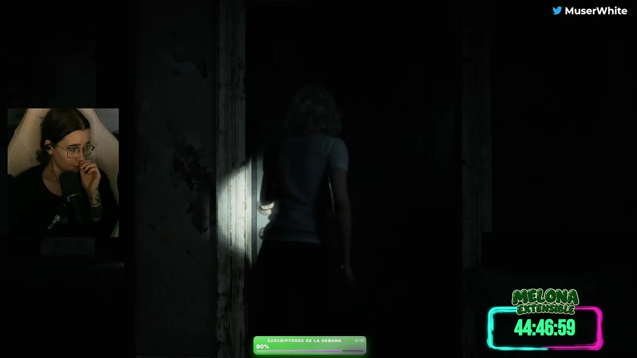 WhiteMuser live stream