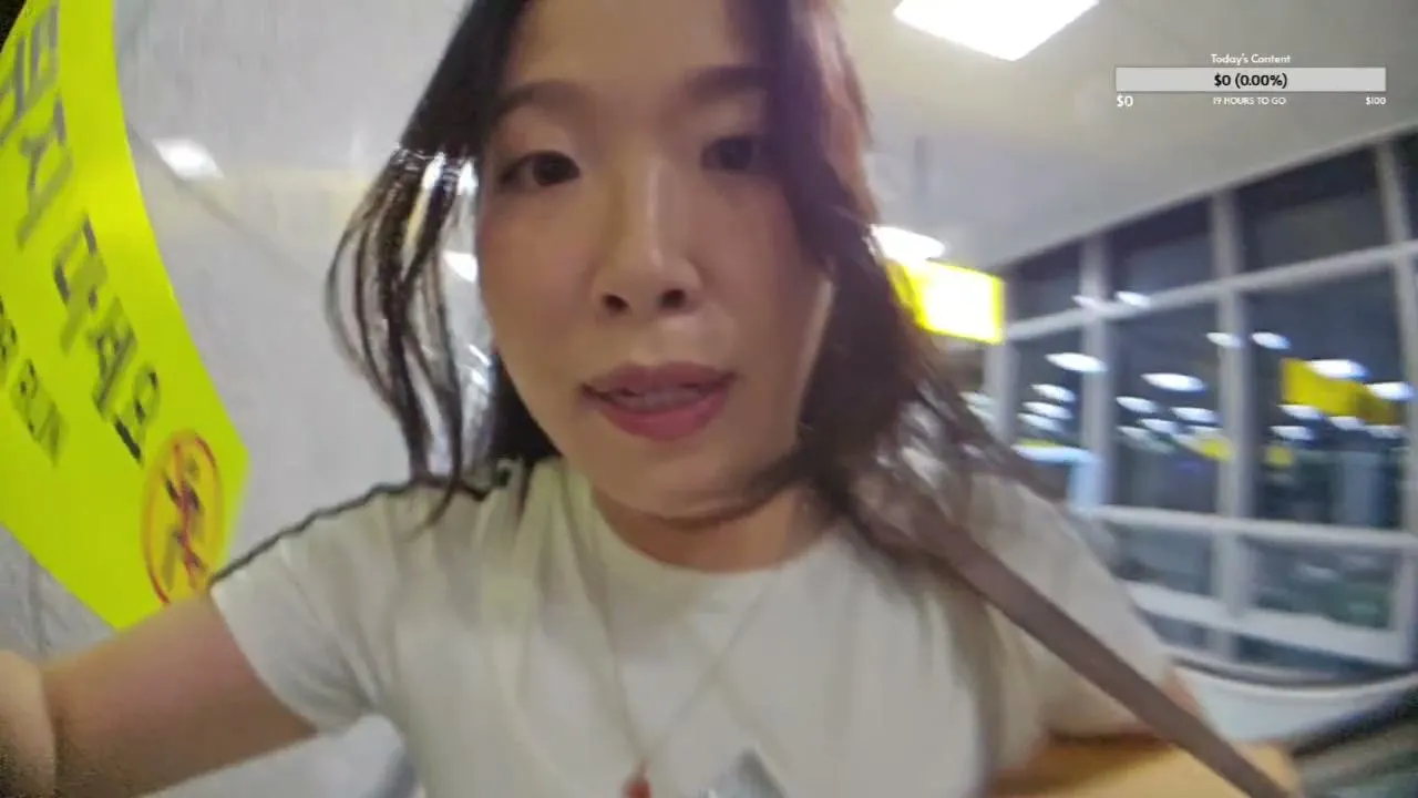 GiannieLee live