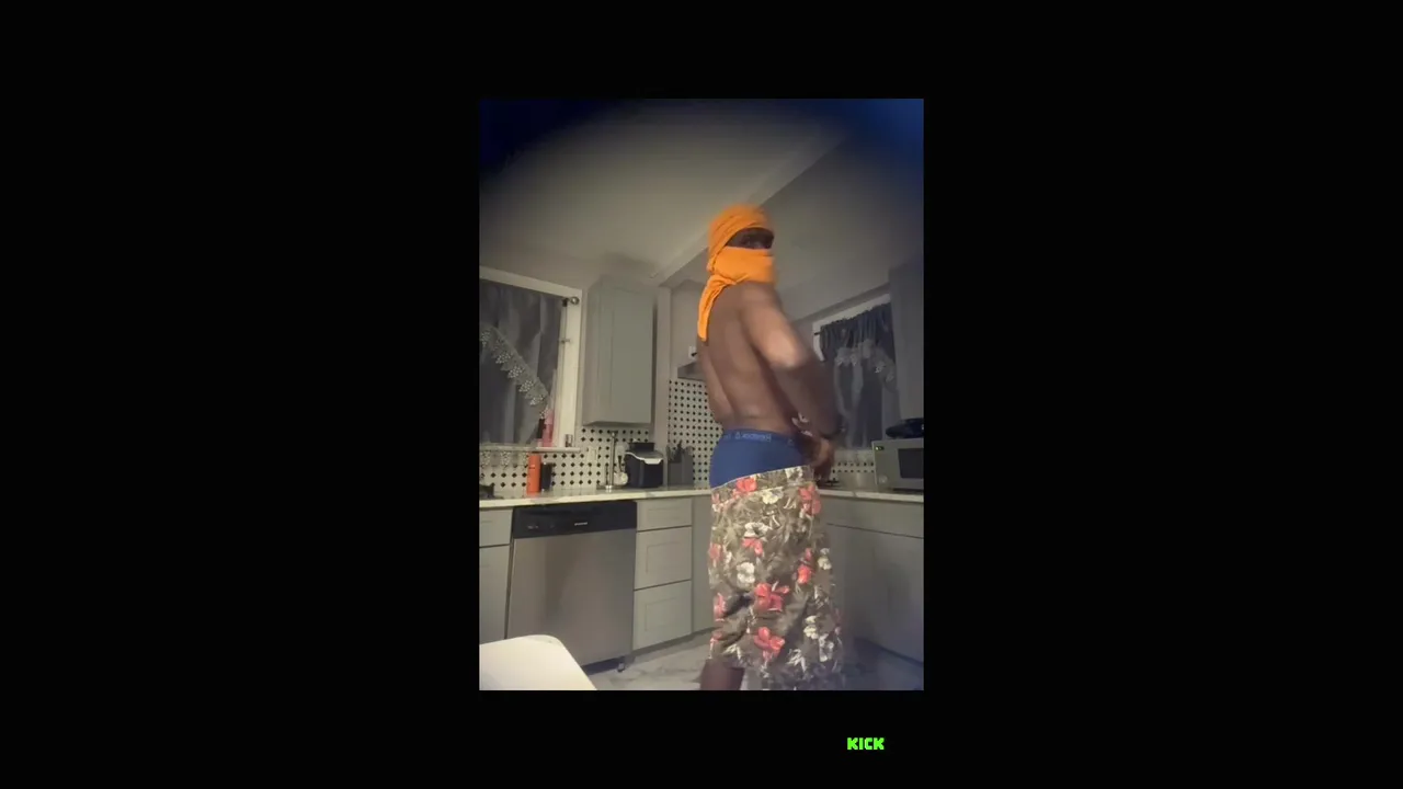 xmikeuzzy live