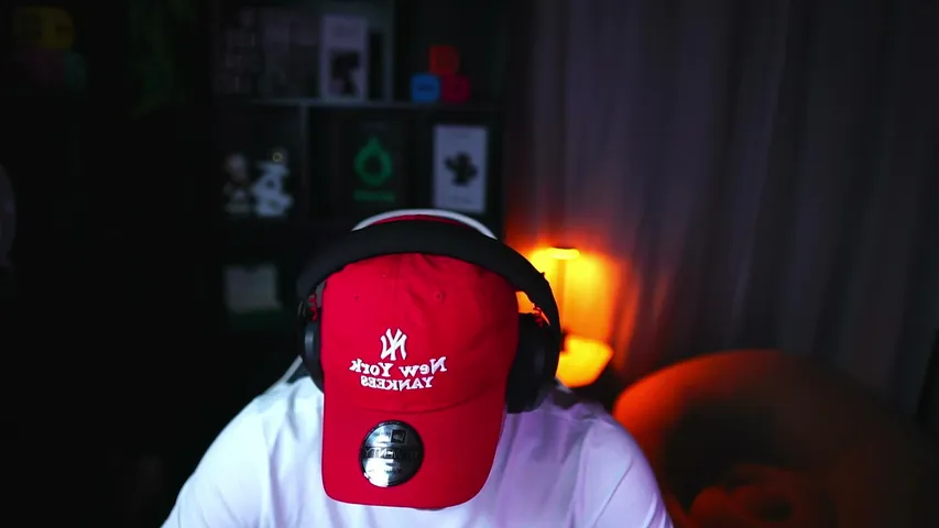 olucashenriique playing Slots & Casino - Live Casino Stream