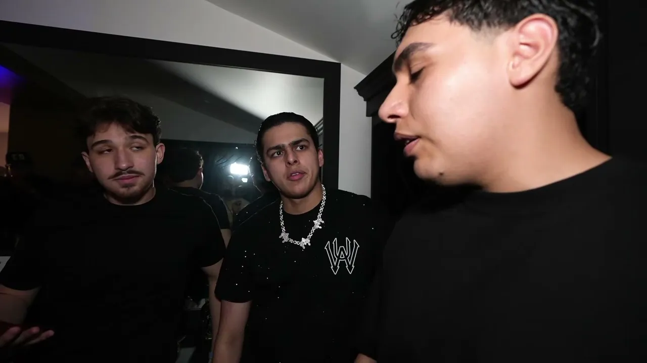 Willito — DIA DE FIESTA Y OMAR CAMACHO!
