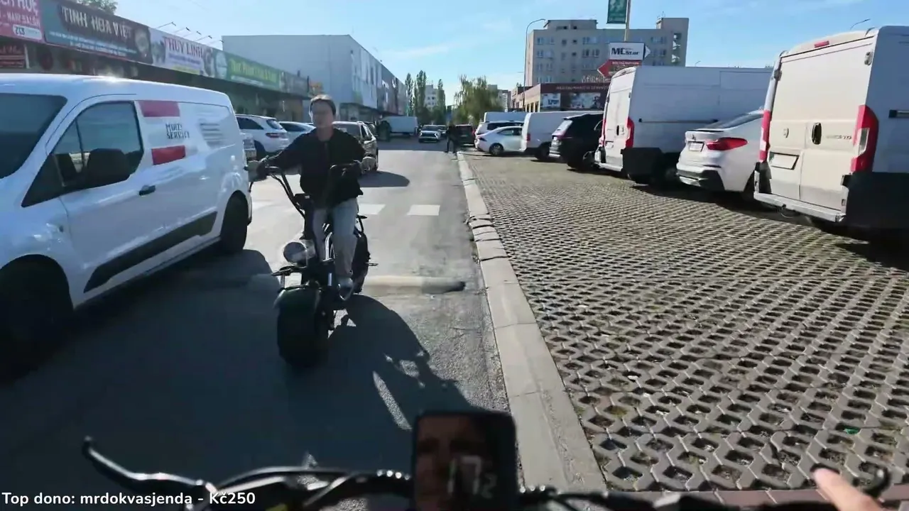 BrajenIRL — Učíme se jezdit na dámském elektrokole 🚲⚡ směr Sapa ➡️ Barber 💈 | #RoadToNumber1️⃣IRL