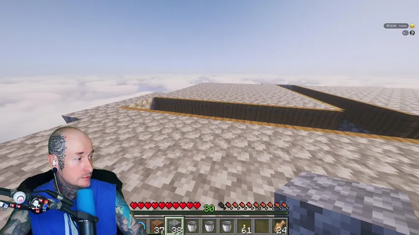Cooking the books! - #minecraft シ !discord @richthetattguy