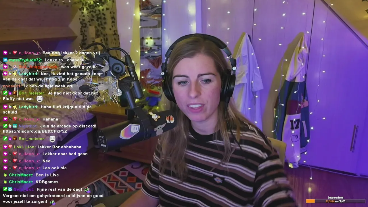 LizzyPlaysOnKick live stream