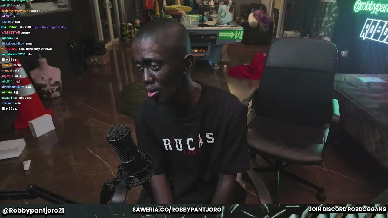 Robbypantjoro21 live