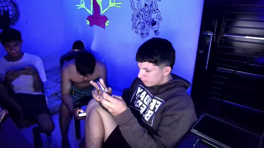 jugando un rato FREEEE