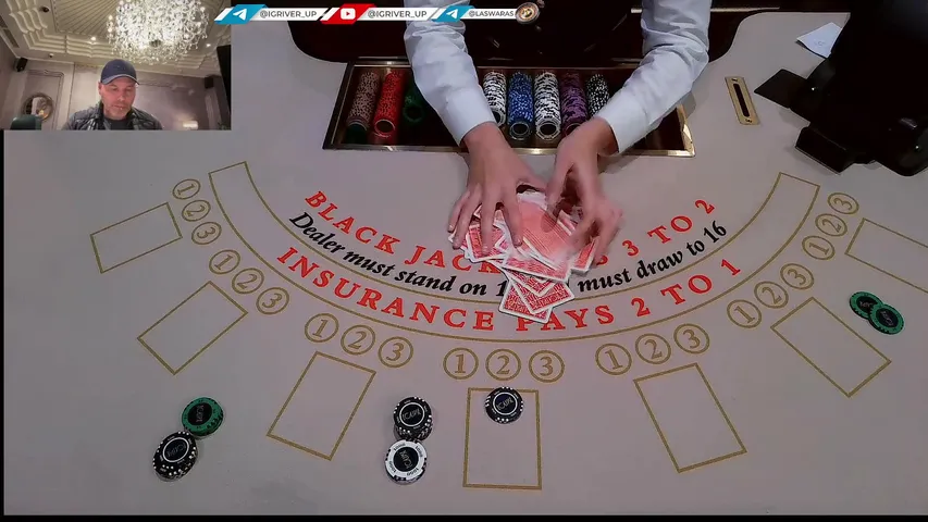 igriver_up playing Poker - Live Casino Stream