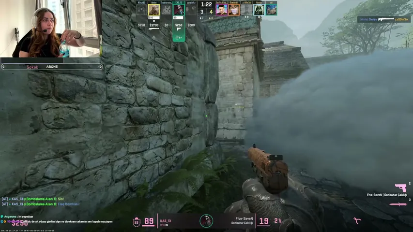 selinyilmz playing Just Chatting - Live Casino Stream