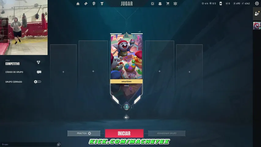 Bajando mas que la tanga de ella