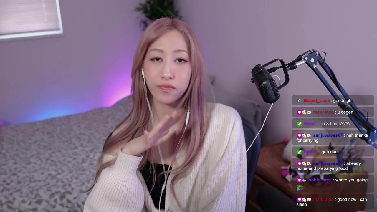 EmiMatcha live