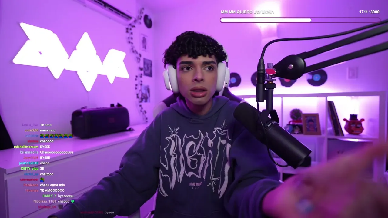 REACCIONANDO AL ALBUM DE VILLANO ANTILLANO