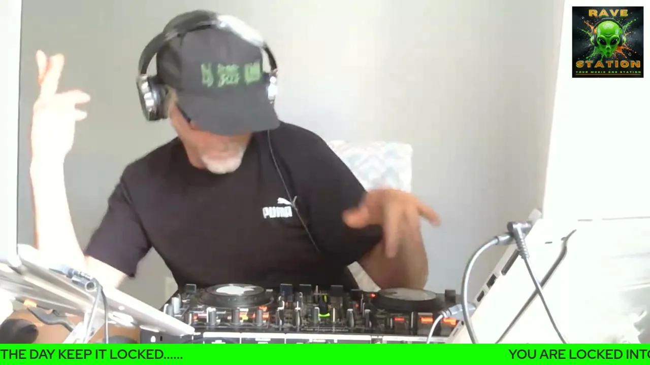 Ravestation live