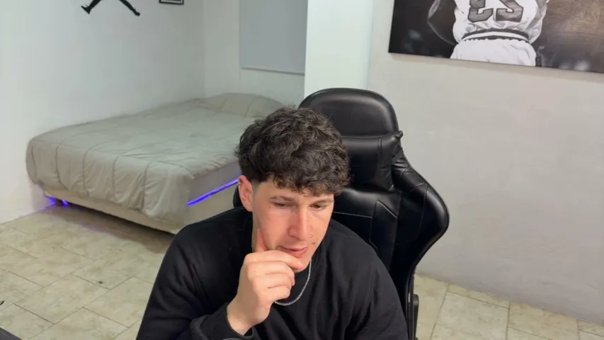 LUNES, ESTOY TRISTE SE RETIRO EL 10 ;( SUBS POR MESSI?