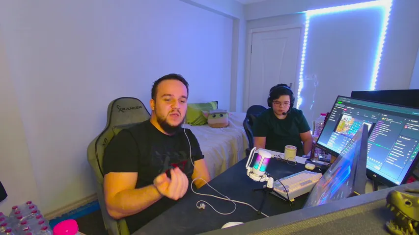 12 SAAT YAYIN ( ABİ KARDEŞ )